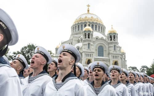 Присяга моряков прошла в Кронштадтском Морском соборе