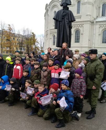 Директор ЦДКО кронштадтского благочиния посетил военно-патриотические сборы