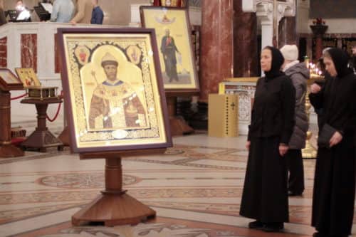 Икона святого мученика царя Николая II передана в дар Морскому собору