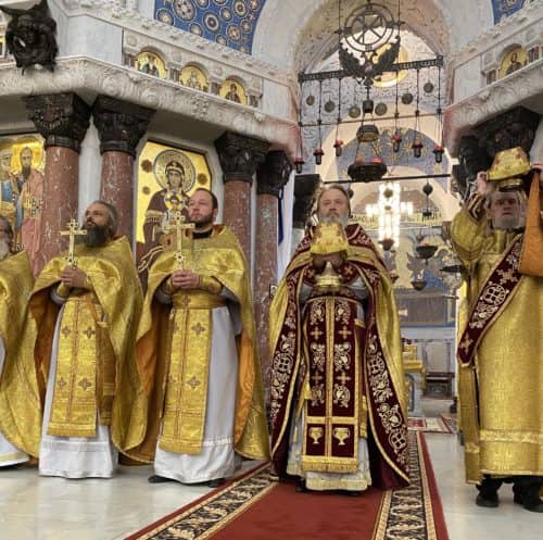 В день памяти равноапостольного князя Владимира архимандрит Алексий (Ганьжин) совершил Божественную Литургию